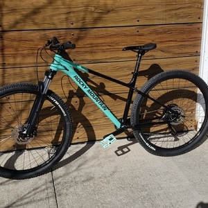 2021 Rocky Mountain Bicycles Fusion 10 Green and Black
