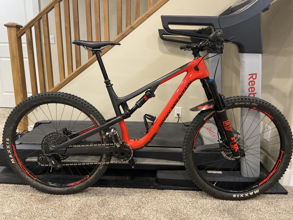 2018 Rocky Mountain Bicycles Thunderbolt BC Edition