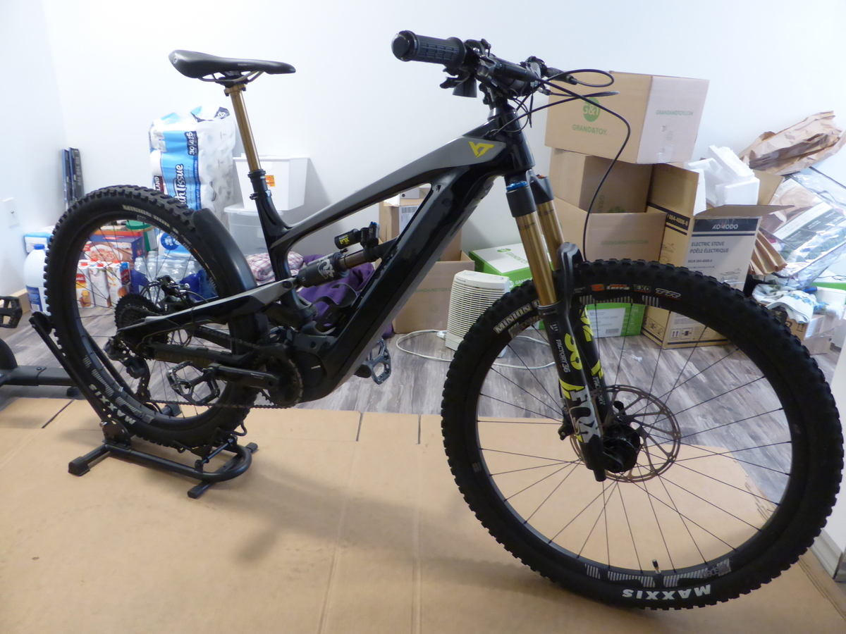 2019 YT Decoy Pro Race Medium Frame Ebike