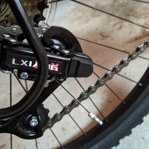 2022 Hyper 26" Boundary Trail Black and Red