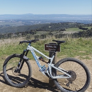 2018 Santa Cruz Hightower C White and Blue