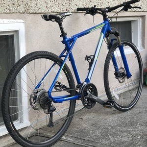 2022 GT Bicycles Transeo 2.0 Blue and Green