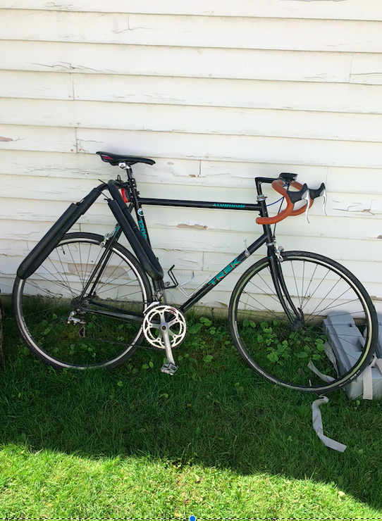 trek 1700 road bike