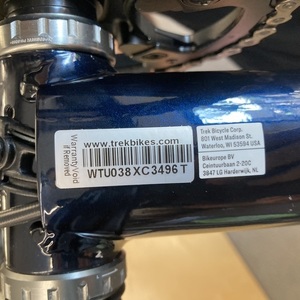 2022 Trek FX 3 DISC Blue and Black