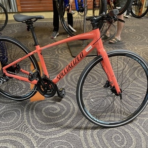 2021 Specialized Sirrus Pink