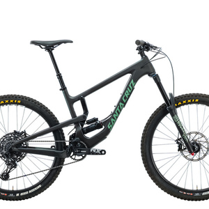 2019 Santa Cruz Nomad Black