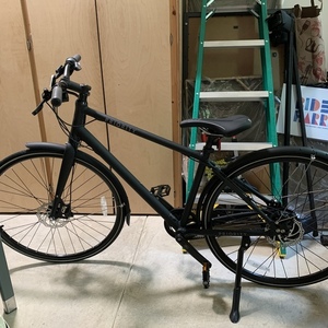 2022 Priority Bicycles Continuum Onyx Black