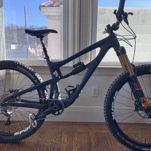 2015 Santa Cruz Nomad cc Black