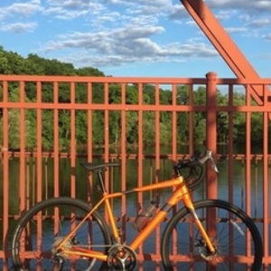 2020 Cannondale Synapse Disc Women's Tiagra size 54 Orange