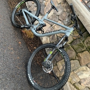 2020 Kona Process 134 Silver, gray or bare metal