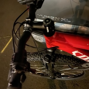 2020 Specialized Rock Hopper Red