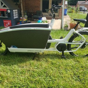 2022 Urban Arrow Family cargo bike (front storage) White