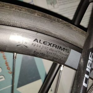 2021 Cube Attain SL Black