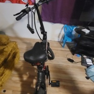 Swagtron Eb-7 Black and Red