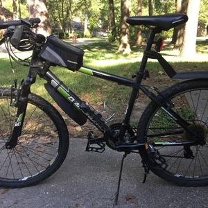 2013 Diamondback Black and Green