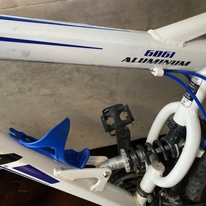 CCM Apex 6061 aluminum White