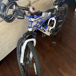 CCM Apex 6061 aluminum White