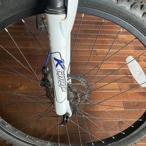 CCM Apex 6061 aluminum White