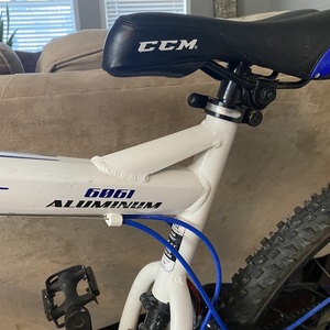 CCM Apex 6061 aluminum White