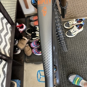 2022 Ibis Ripley Black