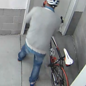 2010 Cannondale Caad9 5 Silver or Gray, Red, and White