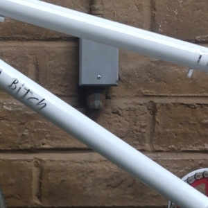 Subrosa SUBROSA Red and White