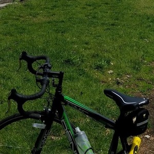 2013 GMC 700c GMC Denali Men's Road Bike Black and Green