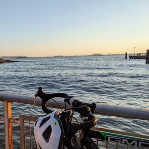 2013 GMC 700c GMC Denali Men's Road Bike Black and Green