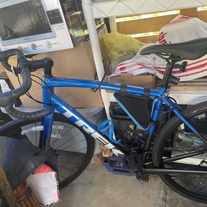 2022 Trek Road bike Blue