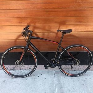 2022 Specialized Sirrus 3.0 Black