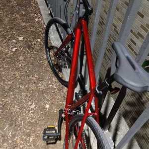 2022 Trek FX1 Disc Red