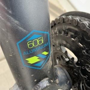 2022 GT Bicycles Aggressor Pro Silver, gray or bare metal