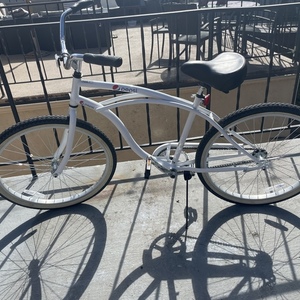2022 Cycle force group White