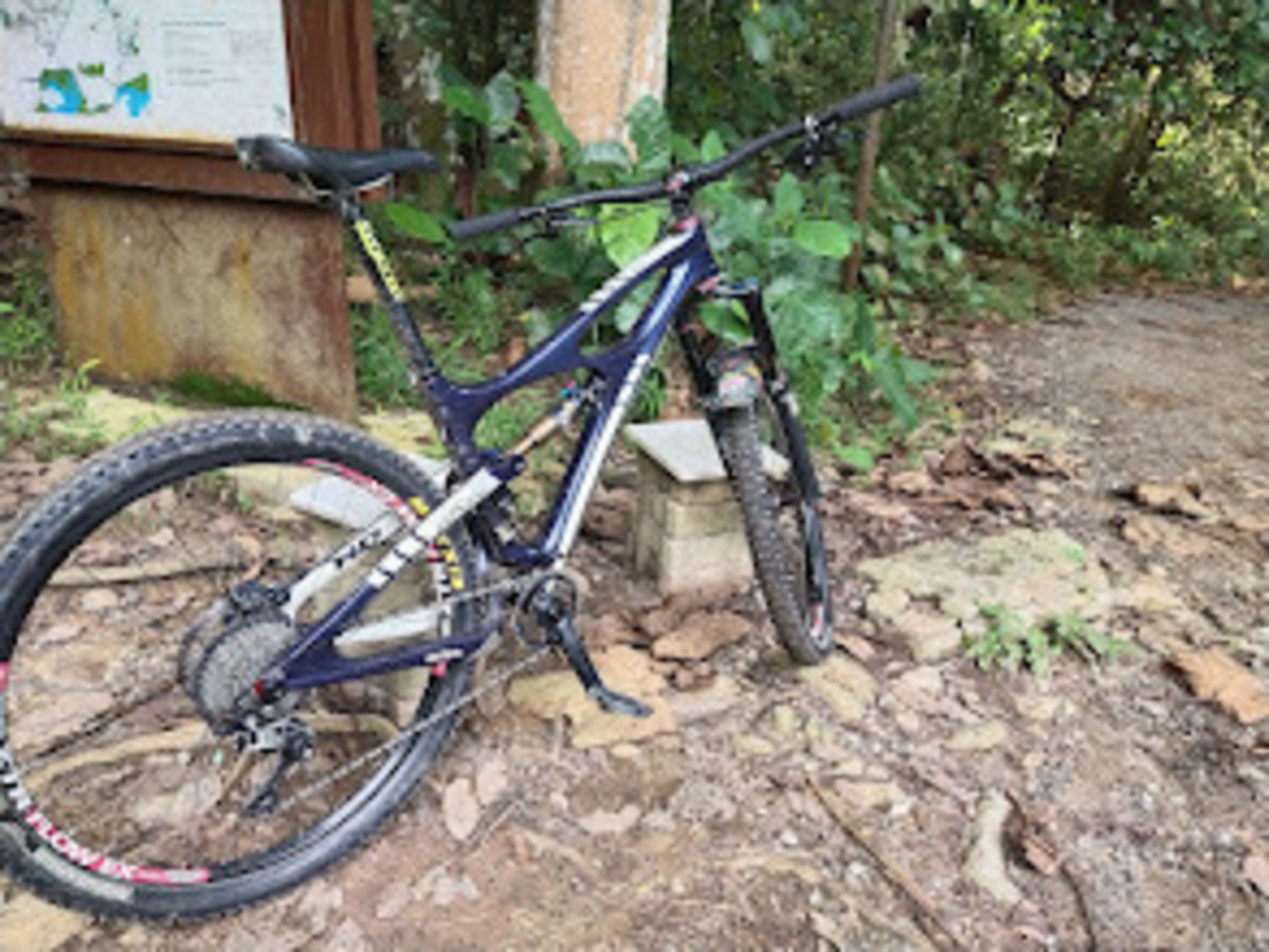 Are bigger wheels better on an electric scooter?, image size:1199x900