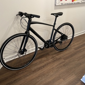 2021 Specialized Sirrus 2.0 Black