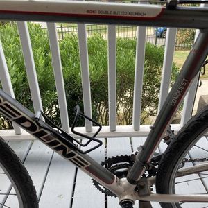 Redline Conquest White, Black, and Red