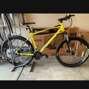 Talon Giant Yellow or Gold