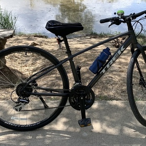 2020 Trek Fx2 Black