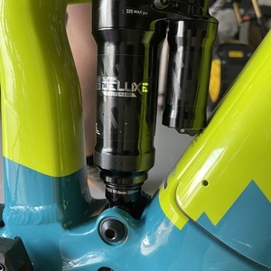 2020 Trek Rail 7 Yellow or Gold