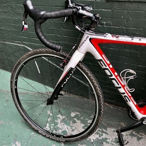 2011 Focus Mares CX White and Red