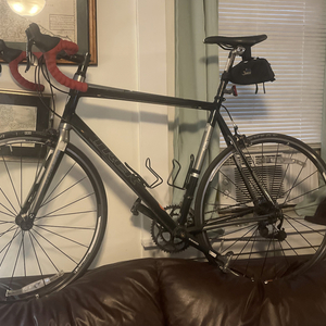 2012 Trek 2.1 Apex H2 (Compact) Black and Silver, gray or bare metal