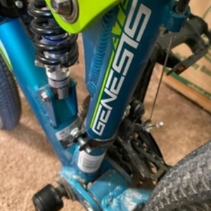 Kent 6061 four bar linkage suspension frame Blue and Green