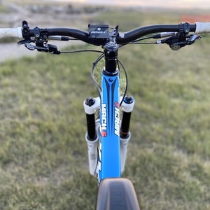 2014 Pivot Mach 6 Blue