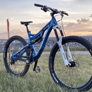 2014 Pivot Mach 6 Blue