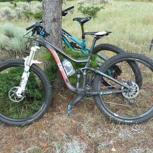 2015 Giant Intrigue 1 Black, Red, and Blue