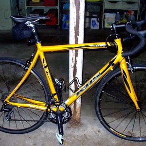 KHS Bicycles KHS Flite 720 bicycle Yellow or Gold