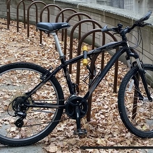 2009 Specialized Hardrock Black