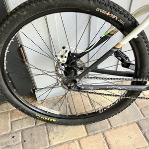 2010 Trek Marlin Single Speed White, Black, and Yellow or Gold