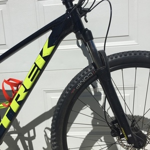 2021 Trek Marlin 5 Blue and Black