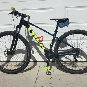 2021 Trek Marlin 5 Blue and Black